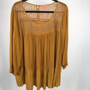 ModCloth 4X Shirt goldenrod color